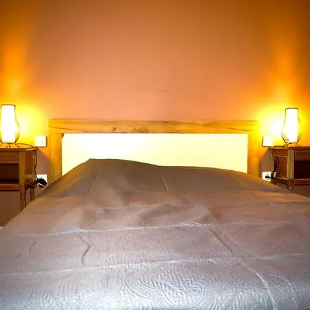 La Domus Lemaitre 7, Wifi, 2 Chambres, Parking Apartamento Bavay