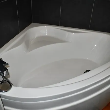 La Domus Lemaitre 7, Wifi, 2 Chambres, Parking Apartman *