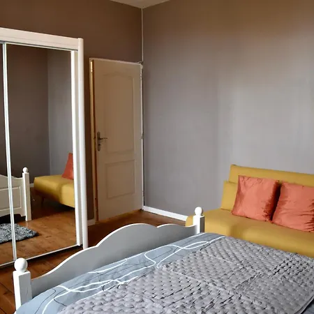 La Domus Lemaitre 7, Wifi, 2 Chambres, Parking Apartamento Bavay